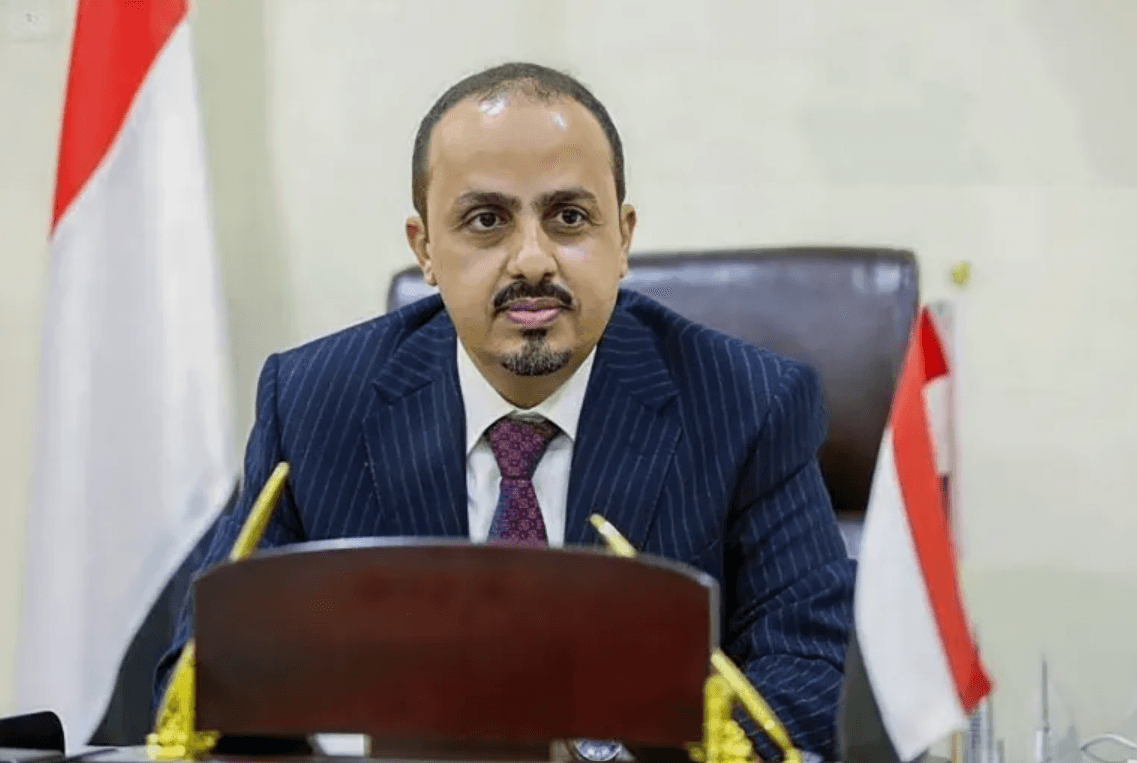 الإرياني: المجتمع الدولي أمام لحظة حاسمة لوقف إرهاب الحوثي في البحر الأحمر